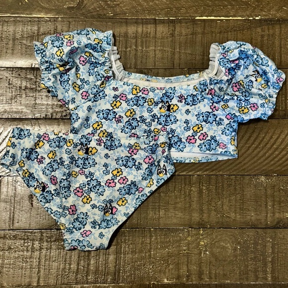 Bluey Girls 5T Swimsuit – Puff Sleeve 2-Piece Bikini | UPF 50+ Toddler Bathing - Picture 3 of 5